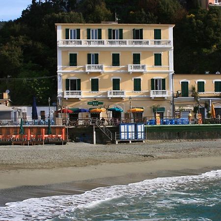 Hotel Baia Monterosso al Mare Exterior photo