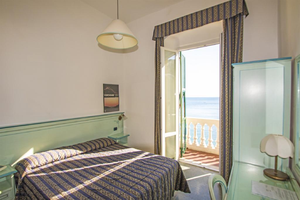 Hotel Baia Monterosso al Mare Room photo